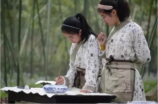 1537320048298.jpg 学书法.jpg